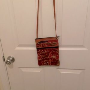 Nice flowers crossbody